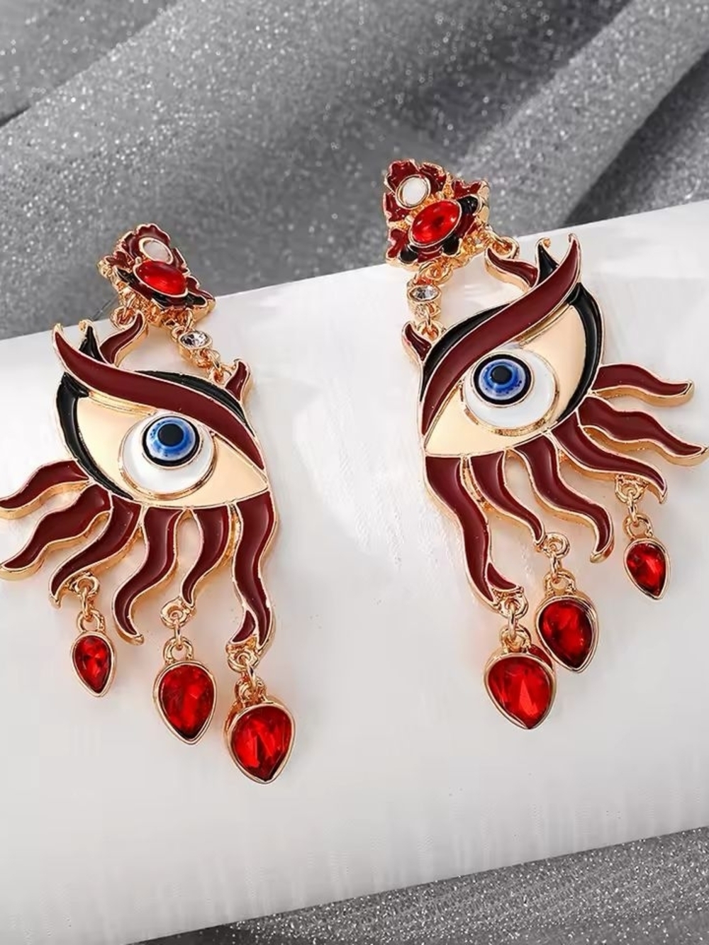 Luxe Elegance Red Eye Motif Drop Earrings - Picture 4 of 6